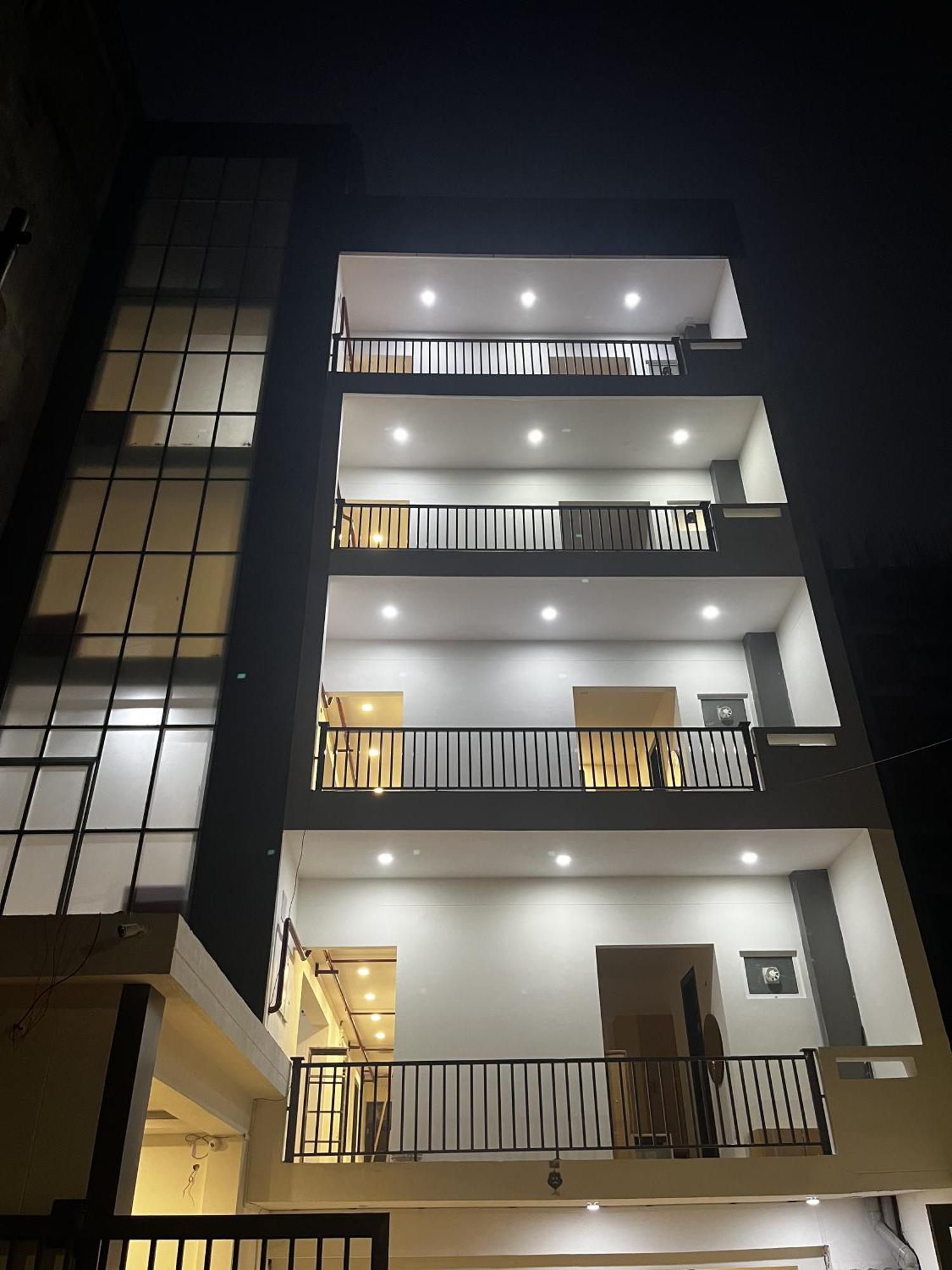 Roomquet Comfort Inn Prayagraj Extérieur photo